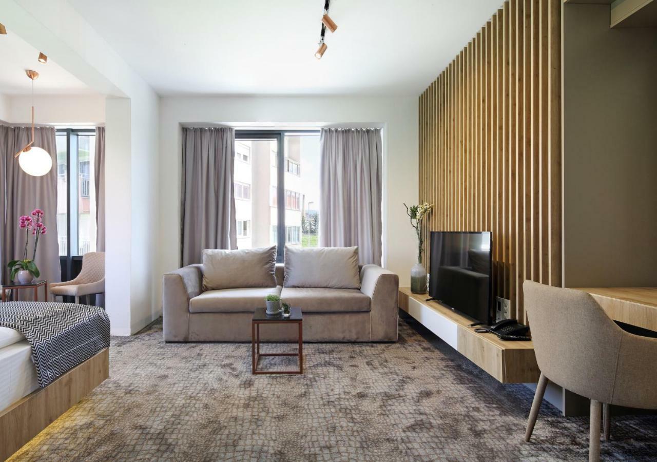 Hotel Koncept Residence SJJ Extérieur photo